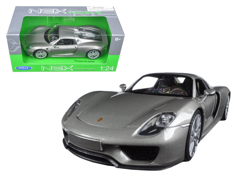 Porsche 918 Spyder Silver Closed Roof 1/24 Diecast Model Car