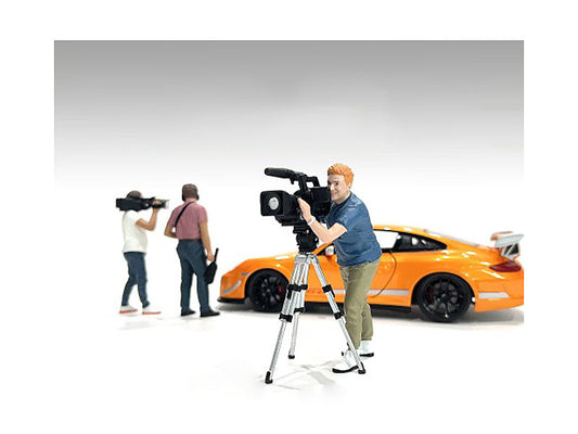 "On-Air" Figure 5 with Standing Camera for 1/24 Scale Models