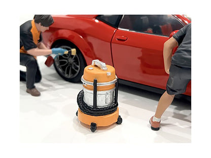 "Detail Masters" Figure 6 (Wet/Dry Vac) for 1/24 Scale Models