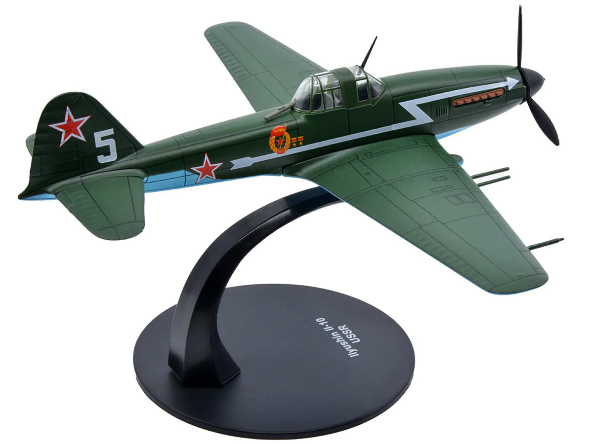 Ilyushin IL-10 Ground Attack Aircraft (USSR 1944) 1/72 Diecast Model
