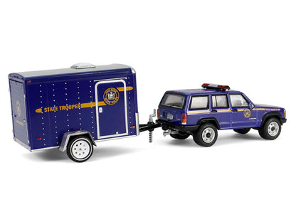 2001 Jeep Cherokee "New York State Police" Blue with Yellow Stripes and Small Cargo Trailer "Hot Pursuit Hitch & Tow" Series 1 1/64 Diecast Model Cars