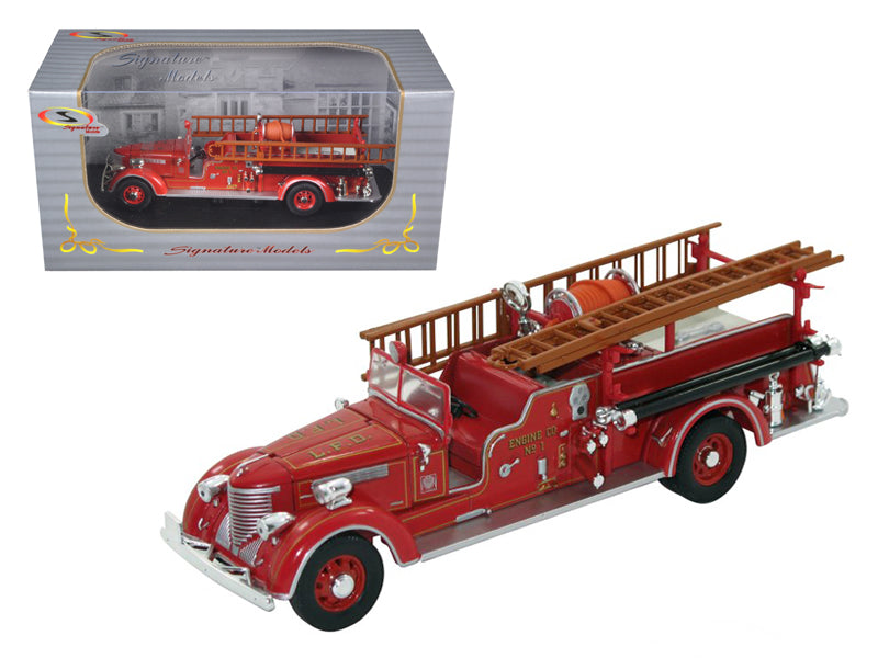 1939 Packard Fire Engine Truck Red 1/32 Diecast Model