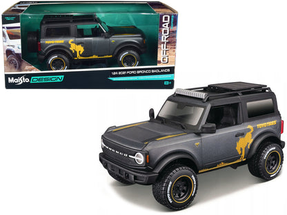 2021 Ford Bronco Badlands Dark Gray Metallic with Gold Graphics and Roof Rack "Off-Road" "Maisto Design" Series 1/24 Diecast Model Car