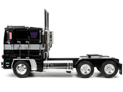 Decepticon Nemesis Prime with Robot on Chassis "Transformers" TV Series "Hollywood Rides" Series 1/24 Diecast Model