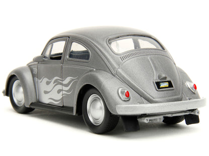 1959 Volkswagen Beetle Gray Metallic with Silver Flames and Boxing Gloves Accessory "Punch Buggy" Series 1/32 Diecast Model Car