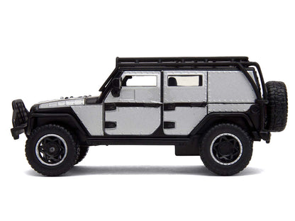 Tej's Jeep Wrangler Custom Silver Metallic with Black Top and Roof Rack "Furious 7" (2015) Movie "25 Years of Fast & Furious" Series 1/32 Diecast Model Car