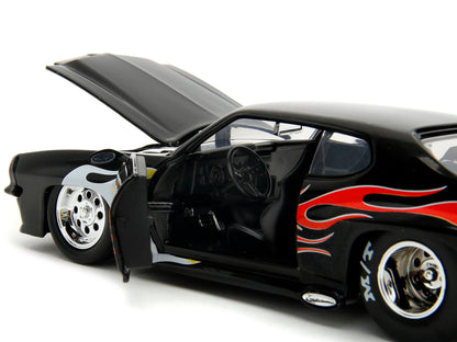 1971 Pontiac GTO Black with Flame Graphics "Bigtime Muscle" Series 1/24 Diecast Model Car
