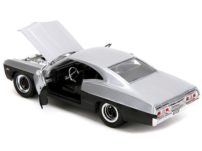 1967 Chevrolet Impala SS Silver Metallic and Black "Bigtime Muscle" Series 1/24 Diecast Model Car