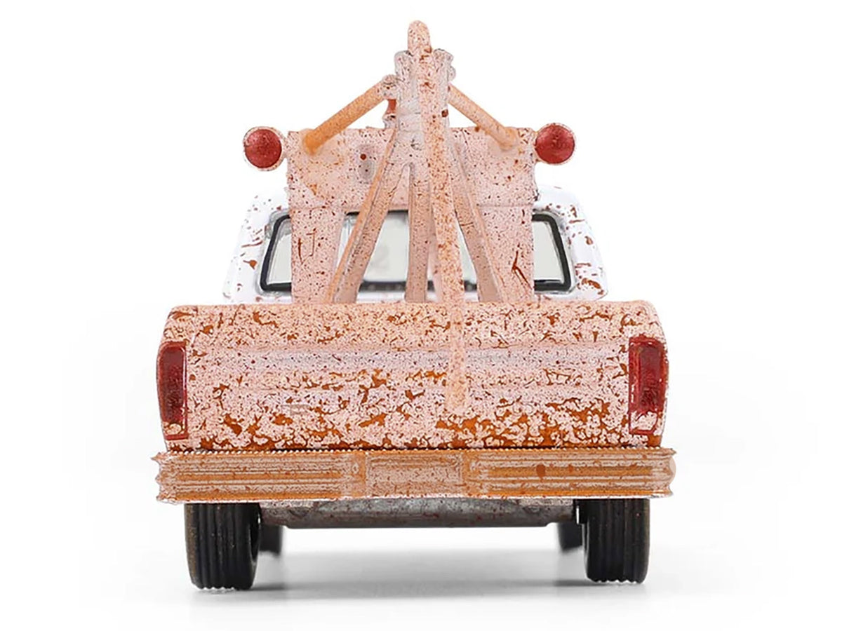 1973 Ford F-100 Tow Truck White (Weathered) "Blue Collar Collection" Series 14 1/64 Diecast Model Car