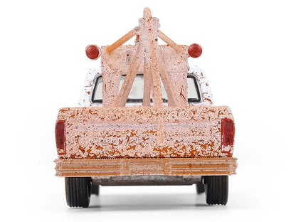1973 Ford F-100 Tow Truck White (Weathered) "Blue Collar Collection" Series 14 1/64 Diecast Model Car