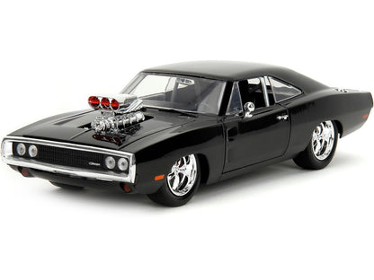 Dodge Charger R/T Black with Dom Diecast Figure "Fast & Furious" (2009) Movie "Hollywood Rides" Series 1/24 Diecast Model Car