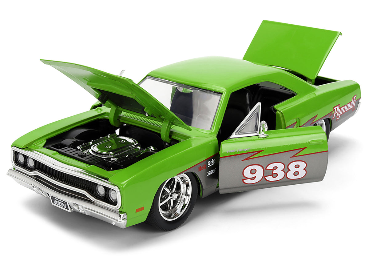 1970 Plymouth Road Runner #938 Green and Gray Metallic "Bigtime Muscle" Series 1/24 Diecast Model Car