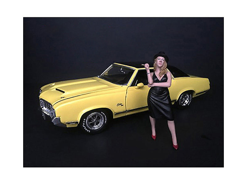 "Hanging Out II" Patricia Figurine for 1/24 Scale Models