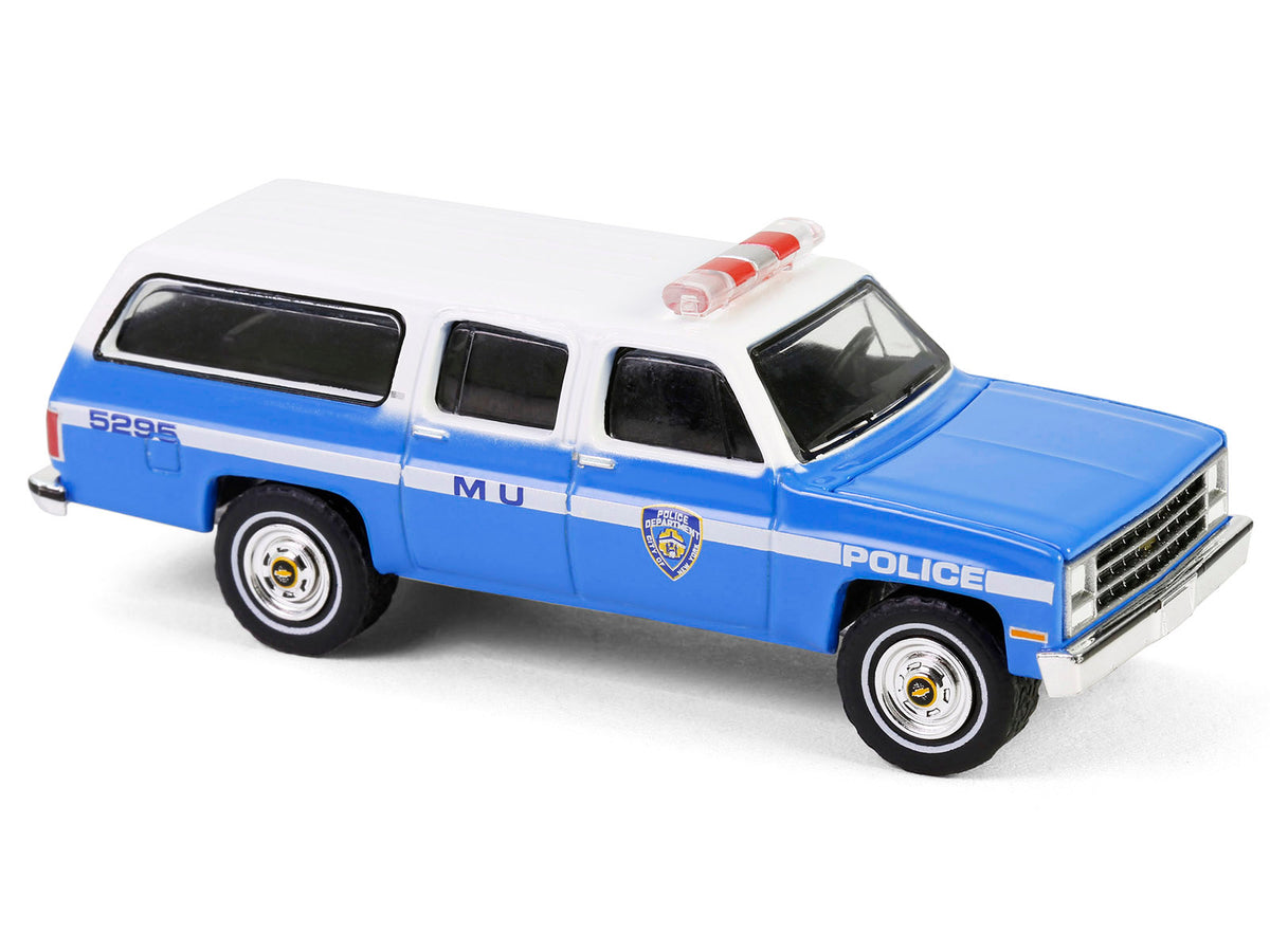 1990 Chevrolet Suburban K2500 Scottsdale "NYPD (New York City Police Department)" Blue with White Top "Hot Pursuit" Series 46 1/64 Diecast Model Car