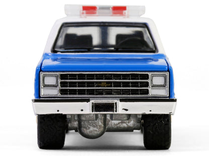 1990 Chevrolet Suburban K2500 Scottsdale "NYPD (New York City Police Department)" Blue with White Top "Hot Pursuit" Series 46 1/64 Diecast Model Car