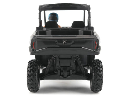 Can-Am Commander XT 1000R Matt Black with Driver Figure 1/32 Diecast Model