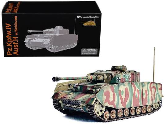 Germany Pz.Kpfw.IV Ausf.H with Schurzen Tank #823 "2.Pz.Div. Normandy" (1944) "NEO Dragon Armor" Series 1/72 Plastic Model
