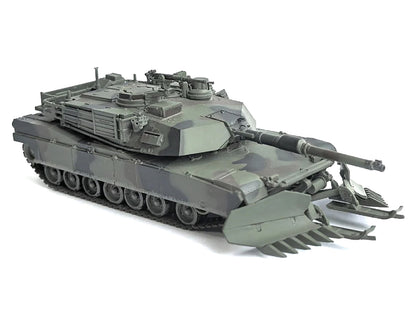 United States M1A2 SEP (System Enhancement Package) Tank with Mine Plow (Plowing Mode) "United States Army 1st Battalion 16th Cav. Reg. Fort Knox" (2002)" Green Camouflage "NEO Dragon Armor" Series 1/72 Plastic Model