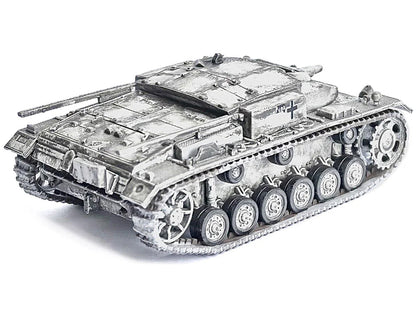 Germany StuG. III Ausf.E Tank Winter Camouflage "StuG.Abt. 202 Russia" (1942) "NEO Dragon Armor" Series 1/72 Plastic Model