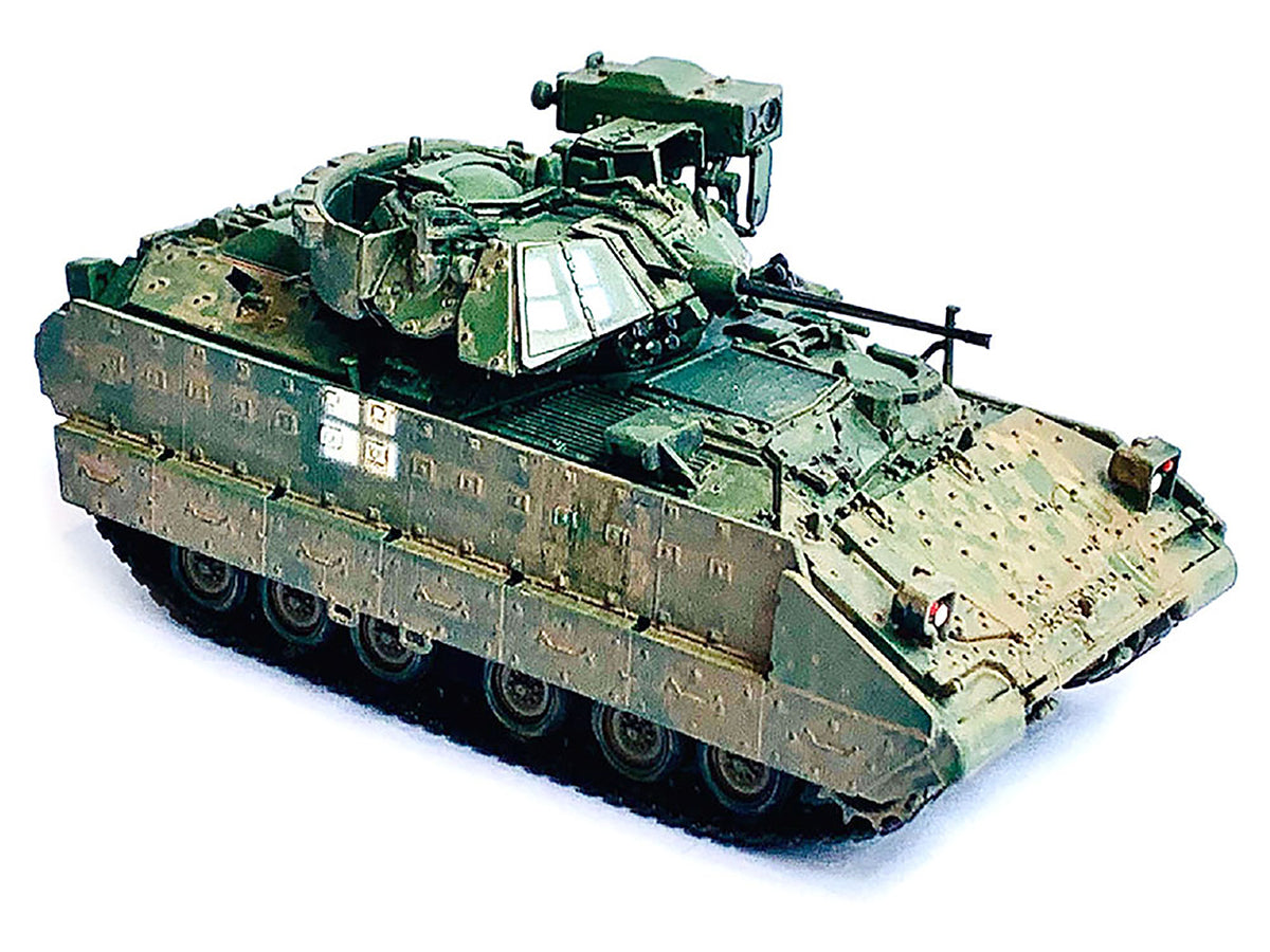 Ukraine M2A2 ODS Light Tank Green Camouflage (Weathered) "NEO Dragon Armor" Series 1/72 Plastic Model