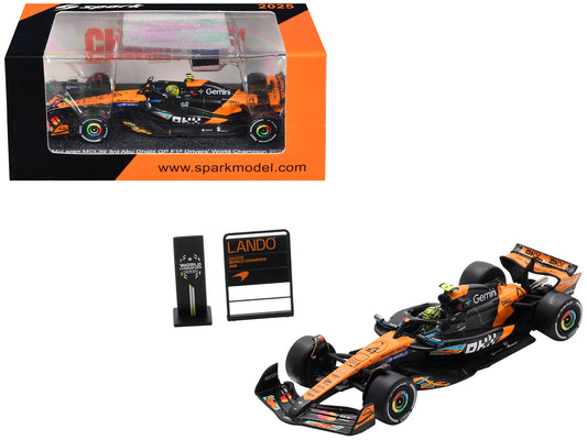 McLaren MCL39 #4 Lando Norris 3rd Place Formula One F1 "Abu Dhabi GP GP" (2025) "Drivers' World Champion 2025" with Pit Board 1/64 Model Car