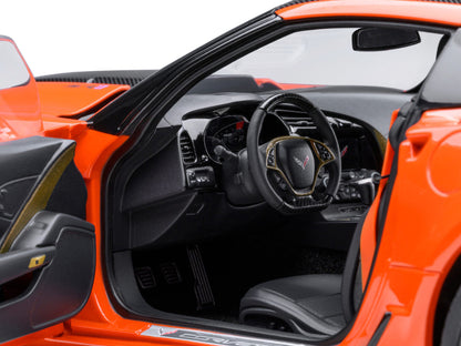2019 Chevrolet Corvette C7 ZR1 Sebring Orange Tintcoat with Carbon Top 1/18 Model Car
