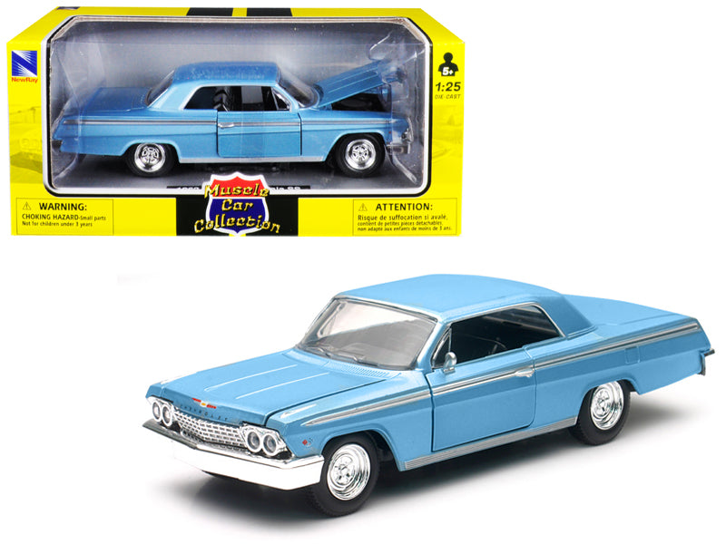 1962 Chevrolet Impala SS Blue 1/25 Diecast Model Car