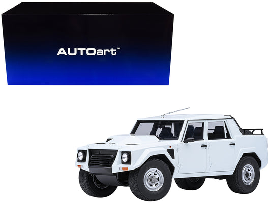 Lamborghini LM002 Bianco Polo Park White 1/18 Model Car