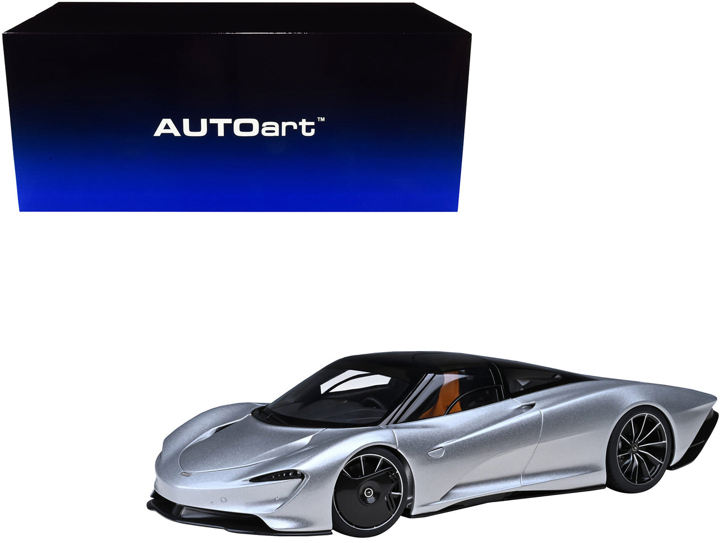 McLaren Speedtail Supernova Silver Metallic with Black Top and Suitcase Accessories 1/18 Model Car