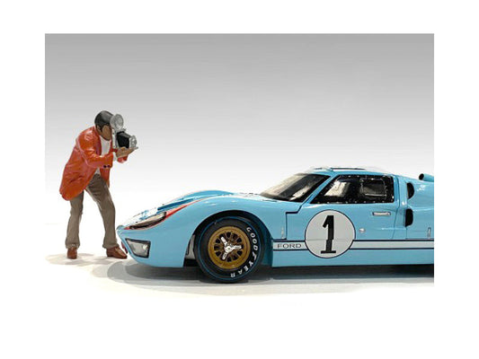 "Race Day 1" Figurine III for 1/18 Scale Models