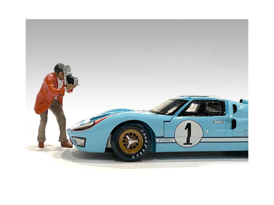 "Race Day 1" Figurine III for 1/18 Scale Models