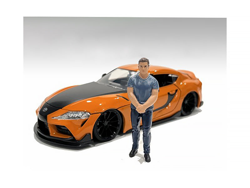 "Car Meet 3" Figurine 4 for 1/24 Scale Models