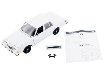1986 Dodge Diplomat Police Car Unmarked White "Custom Builder's Kit" Series 1/24 Diecast Model Car