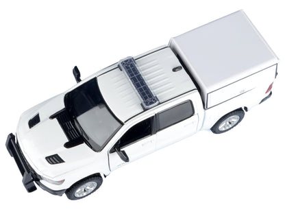 2019 RAM 1500 Laramie Crew Cab Pickup Truck with Truck Bed Camper White "Custom Builder's Kit" Series 1/24-1/27 Diecast Model Car