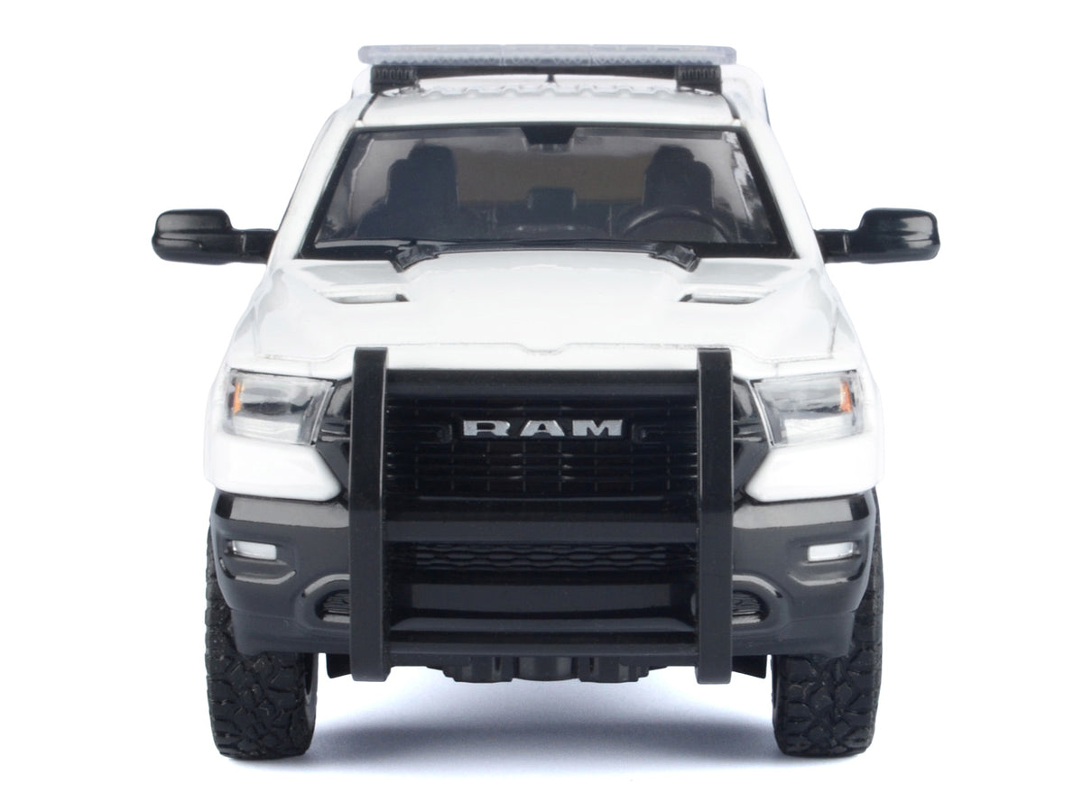 2019 RAM 1500 Laramie Crew Cab Pickup Truck with Truck Bed Camper White "Custom Builder's Kit" Series 1/24-1/27 Diecast Model Car