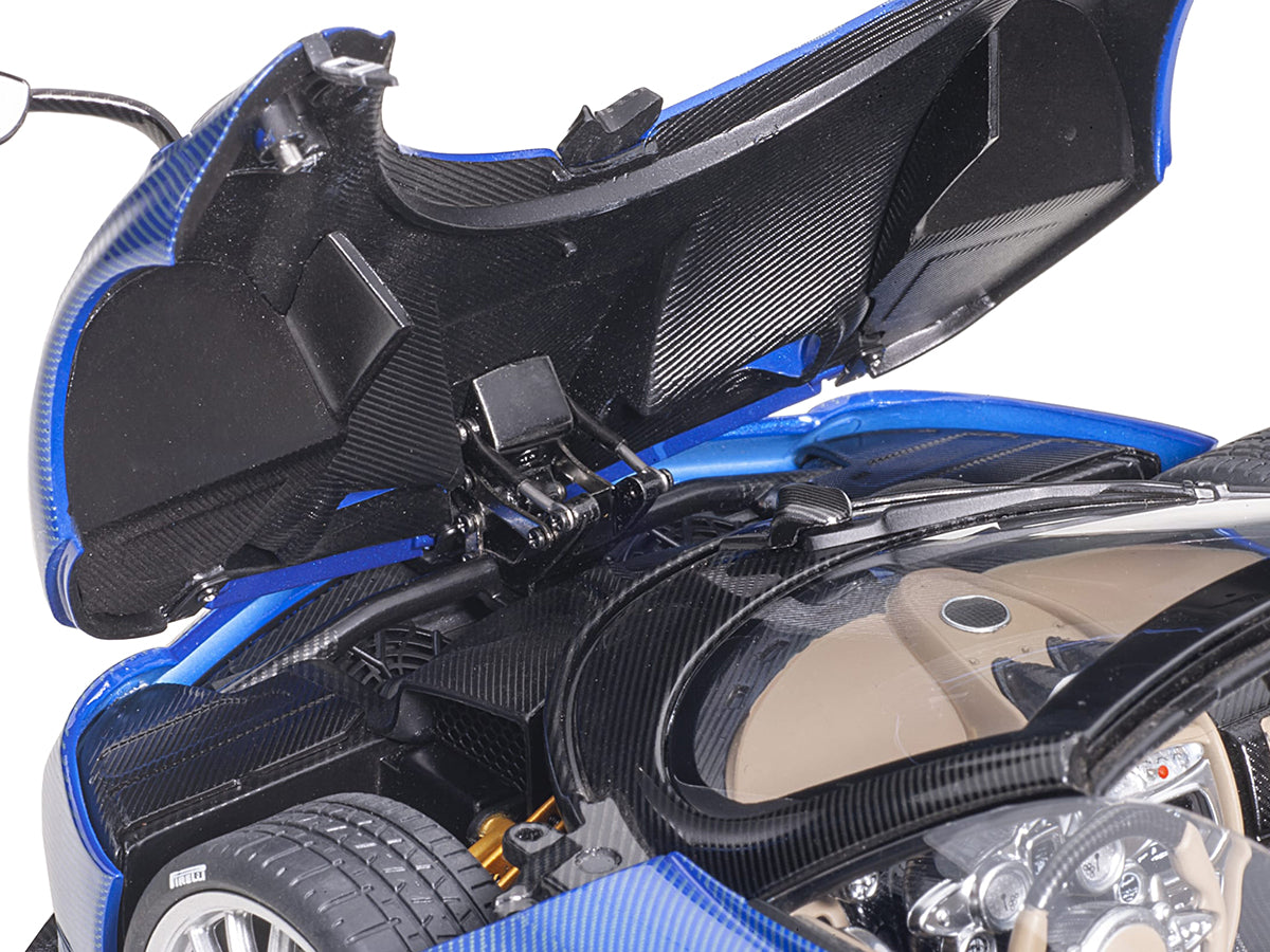 Pagani Huayra Roadster Blue Tricolore Carbon Fiber with Black Top with Luggage Set 1/18 Model Car
