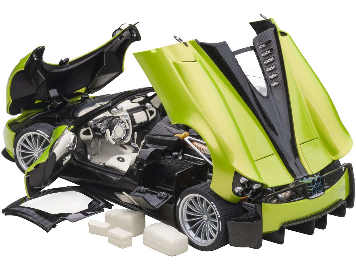 Pagani Huayra Roadster Verde Firenze Green Metallic and Carbon with Luggage Set 1/18 Model Car