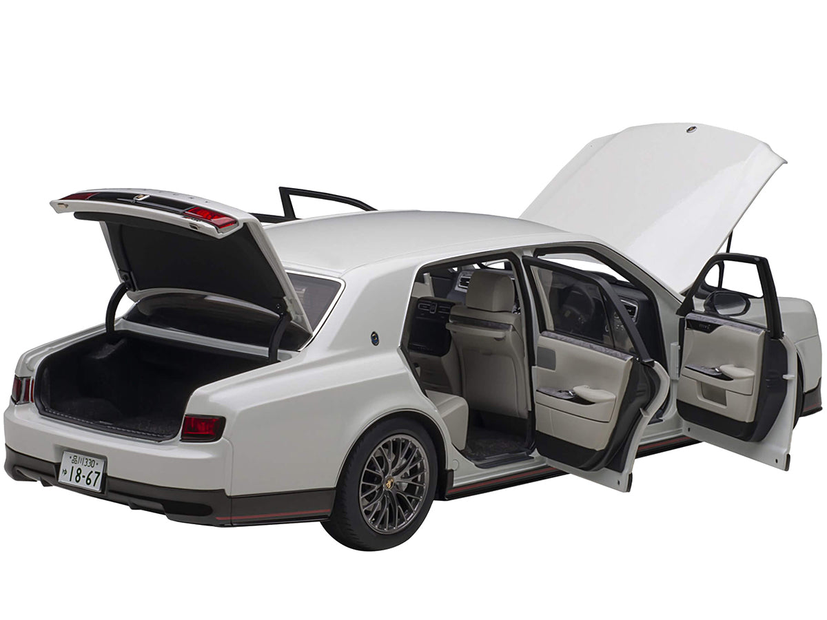 Toyota Century GRMN RHD (Right Hand Drive) Pearl White 1/18 Model Car