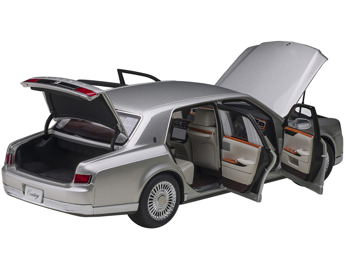 Toyota Century with Curtains RHD (Right Hand Drive) Silver Special Edition 1/18 Model Car