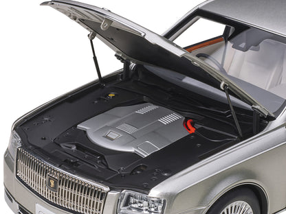 Toyota Century with Curtains RHD (Right Hand Drive) Silver Special Edition 1/18 Model Car