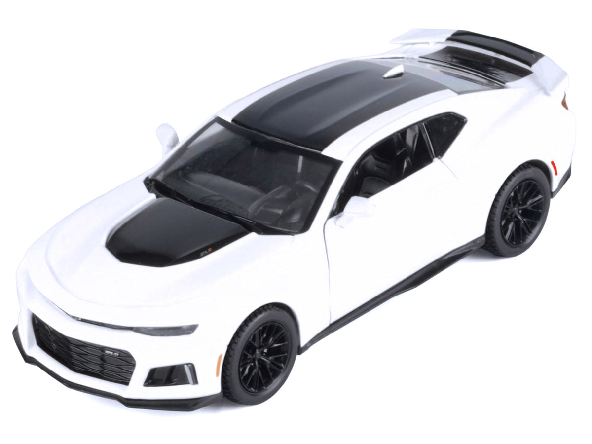 2017 Chevrolet Camaro ZL1 White 1/24 Diecast Model Car