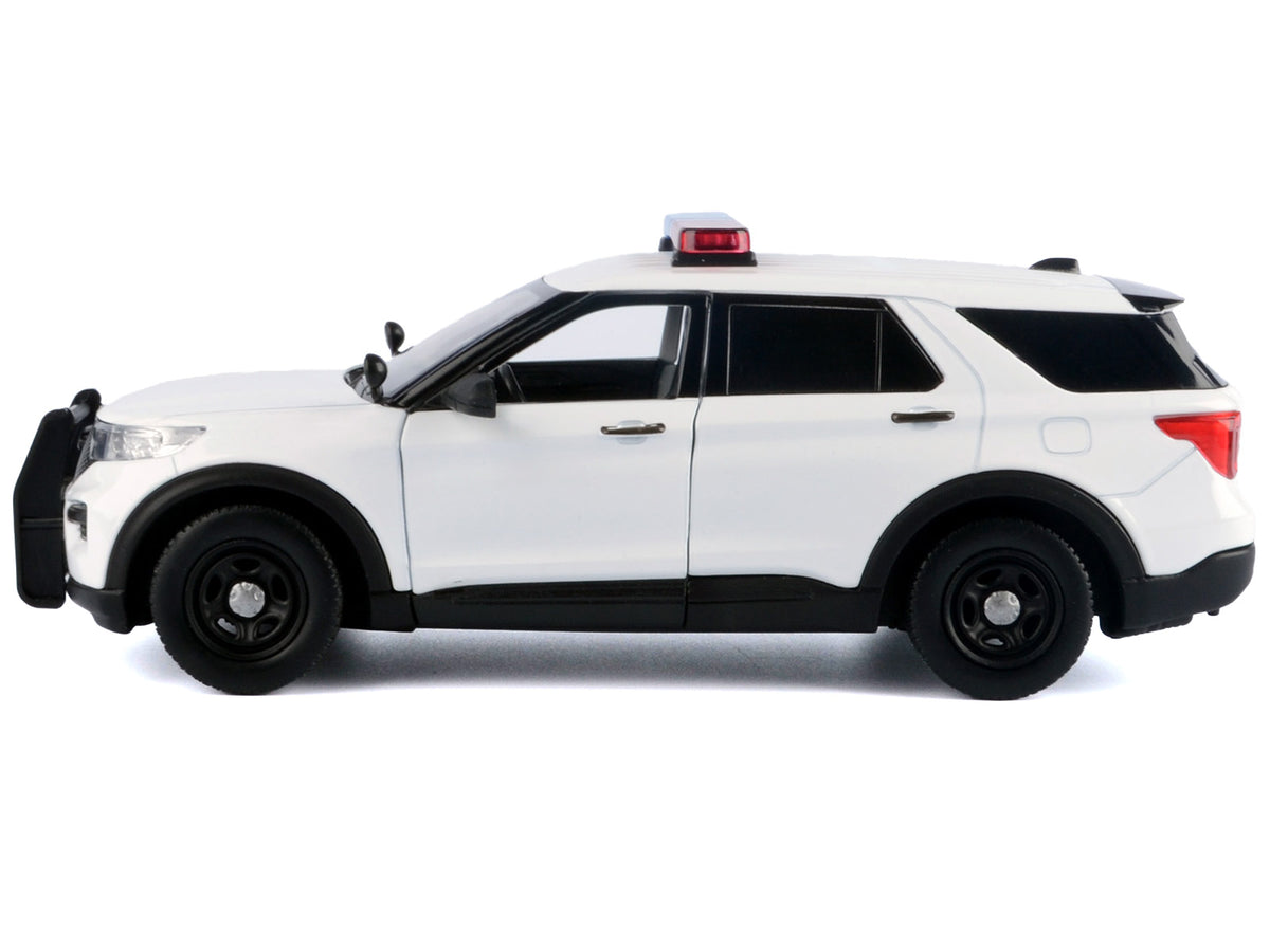 2022 Ford Police Interceptor Utility Plain White "Builder's Kit" with Flashing Light Bar and Front and Rear Lights and Sounds 1/24 Diecast Model Car