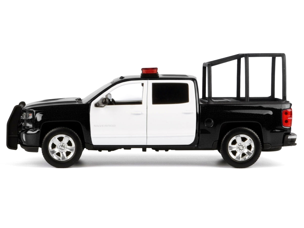 2017 Chevrolet Silverado 1500 LT Z71 Crew Cab Pickup Truck with Bed Cage Black and White with Flashing Light Bar and Front and Rear Lights and Sounds 1/24-1/27 Diecast Model Car