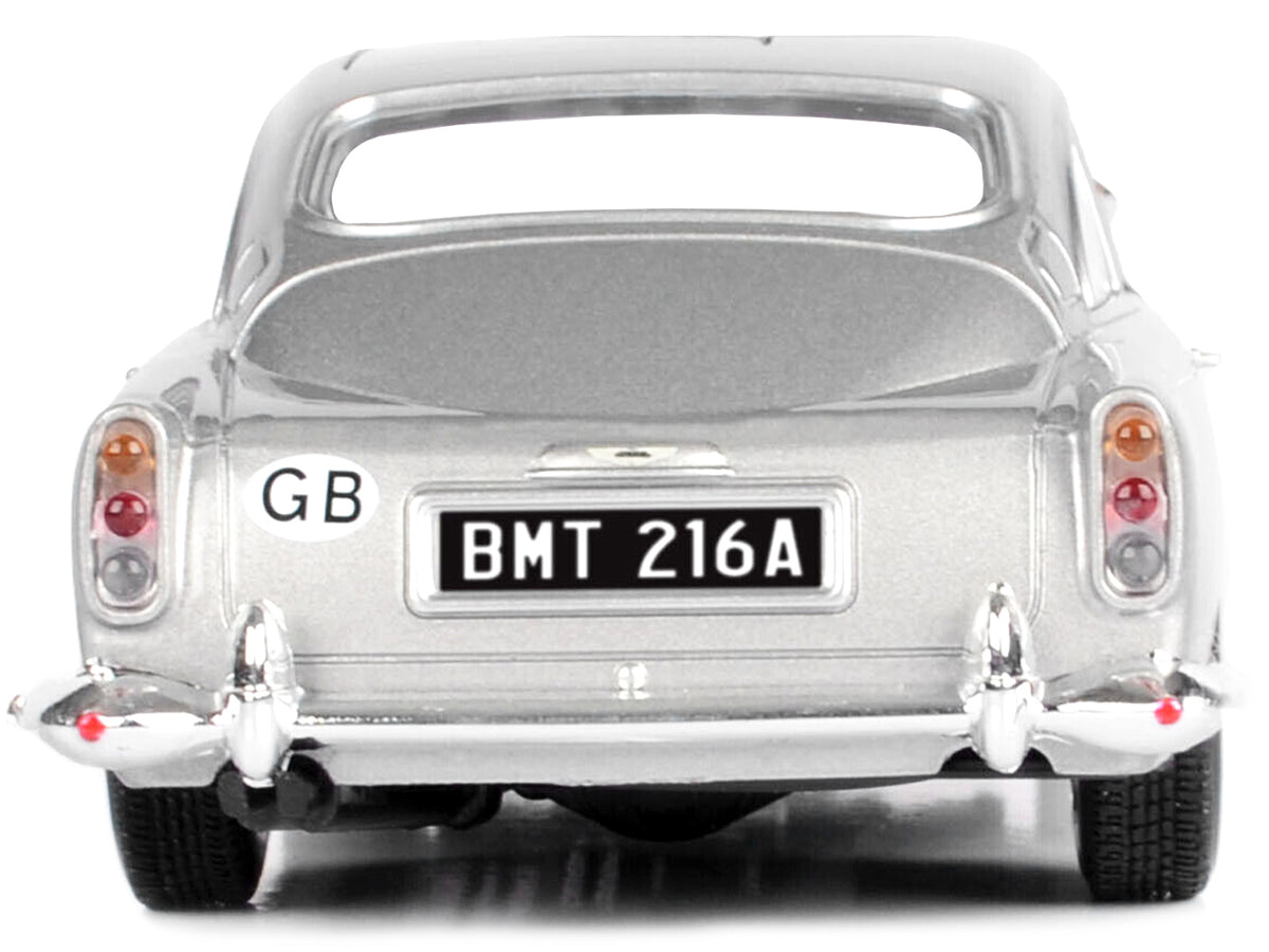 Aston Martin DB5 RHD (Right Hand Drive) Silver Metallic James Bond 007 "Goldfinger" (1964) Movie "James Bond Collection" Series 1/24 Diecast Model Car