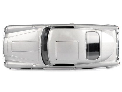 Aston Martin DB5 RHD (Right Hand Drive) Silver Metallic James Bond 007 "Goldfinger" (1964) Movie "James Bond Collection" Series 1/24 Diecast Model Car