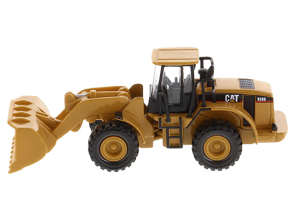 CAT Caterpillar 950G Series II Wheel Loader Yellow 1/87 (HO) Diecast Model