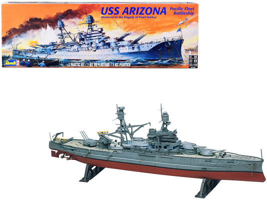Level 4 Model Kit USS Arizona Pacific Fleet Battleship "Memorial to the Tragedy of Pearl Harbor" 1/426 Scale Model