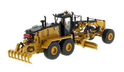 CAT Caterpillar 16M3 Motor Grader with Operator "High Line Series" 1/50 Diecast Model