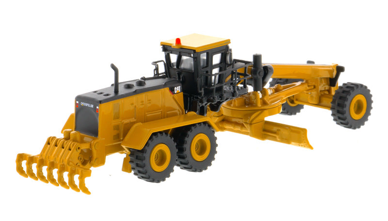 CAT Caterpillar 24M Motor Grader "Elite Series" 1/125 Diecast Model