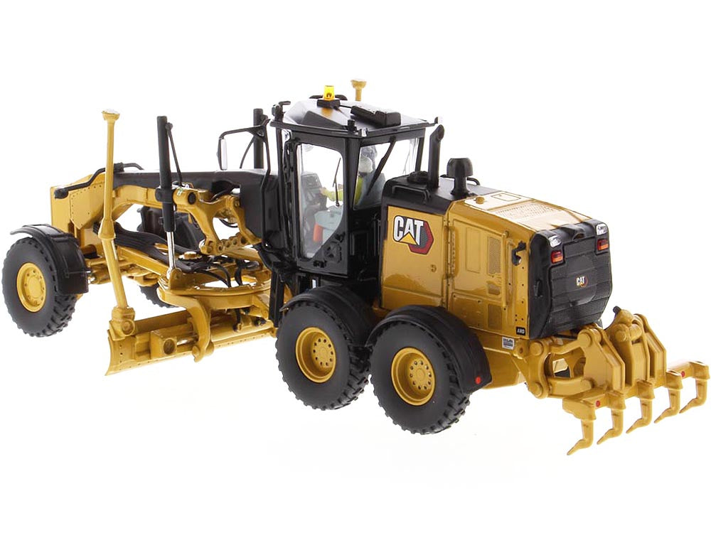 CAT Caterpillar 150 Motor Grader with Operator "High Line Series" 1/50 Diecast Model